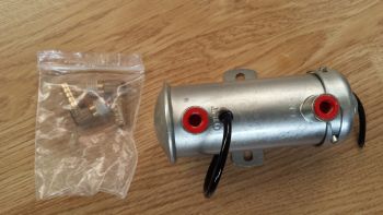 Benzine pomp voor carburateurs